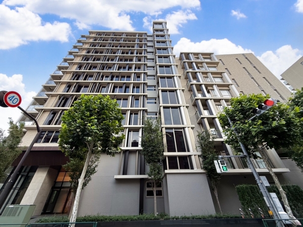 中古マンション 東京都新宿区高田馬場４丁目 JR山手線高田馬場駅 1億7,990万円