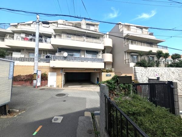 中古マンション 神戸市兵庫区楠谷町 神戸市営地下鉄西神山手線大倉山駅 980万円