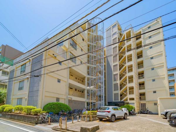 中古マンション 東京都港区南麻布1丁目 南北線麻布十番駅 7,390万円