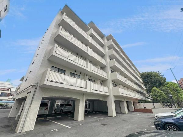 中古マンション 東京都豊島区高田２丁目 副都心線雑司が谷駅 9,480万円