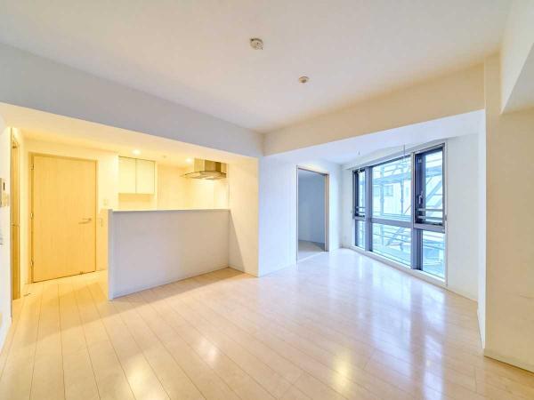 中古マンション 東京都台東区小島２丁目 都営大江戸線新御徒町駅 1億1,000万円