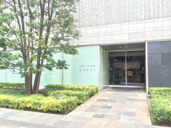 中古マンション 新宿区西新宿４丁目 都営大江戸線西新宿五丁目駅 1億4,980万円