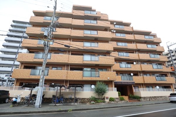 中古マンション 兵庫県伊丹市伊丹３丁目 JR福知山線伊丹駅 3,180万円