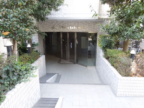 中古マンション 東京都文京区本駒込３丁目 南北線本駒込駅 1,990万円