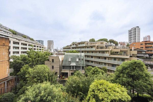 中古マンション 東京都港区麻布台３丁目 南北線六本木一丁目駅 3億1,800万円