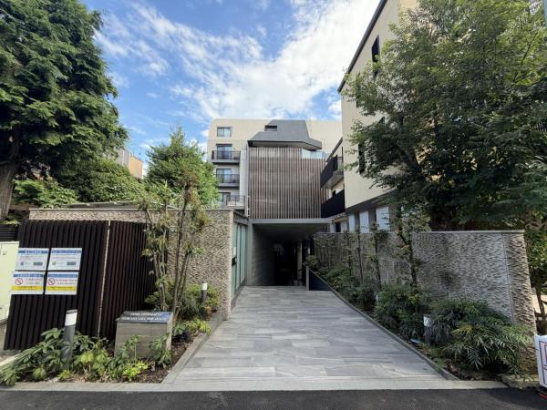 中古マンション 渋谷区代官山町 東急東横線代官山駅 1億1,400万円