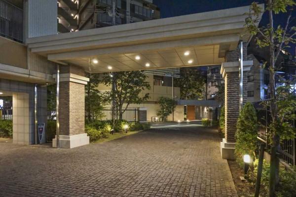 中古マンション 東京都豊島区巣鴨３丁目 都営三田線巣鴨駅 1億4,980万円