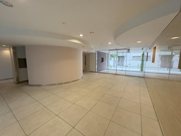 中古マンション 品川区西大井6丁目 JR横須賀線西大井駅 1億1,280万円