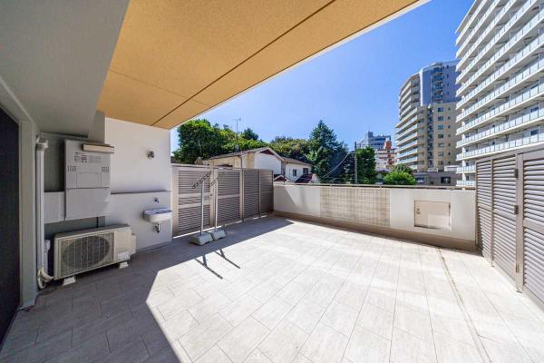 中古マンション 東京都新宿区高田馬場４丁目 JR山手線高田馬場駅 1億5,388万円