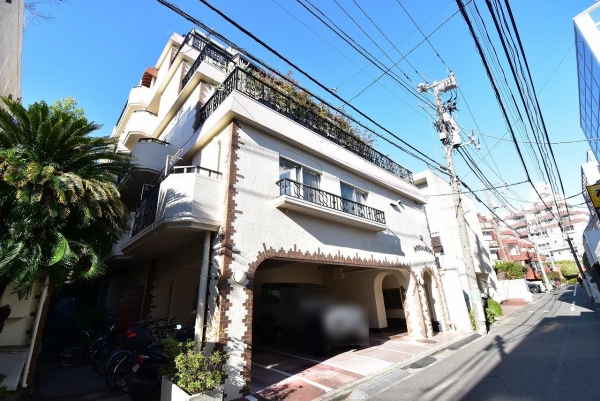 中古マンション 東京都渋谷区神宮前２丁目 JR山手線原宿駅 6,498万円