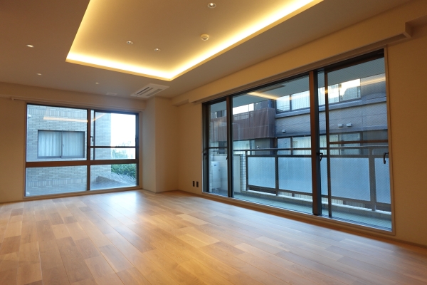中古マンション 東京都新宿区市谷砂土原町３丁目 都営大江戸線牛込神楽坂駅 2億9,800万円