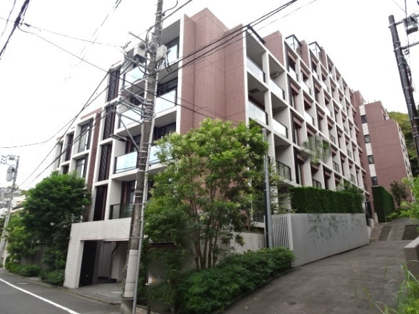 中古マンション 東京都新宿区南元町 JR中央・総武線信濃町駅 9,080万円