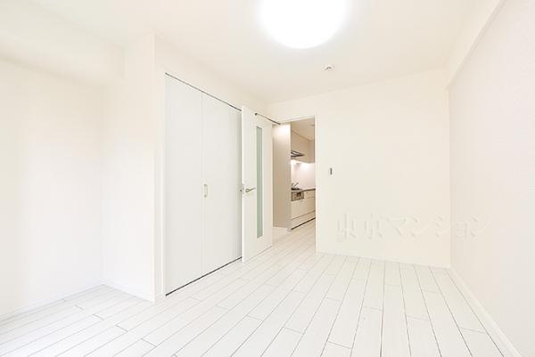 麻布狸穴ナショナルコート リビング以外の居室