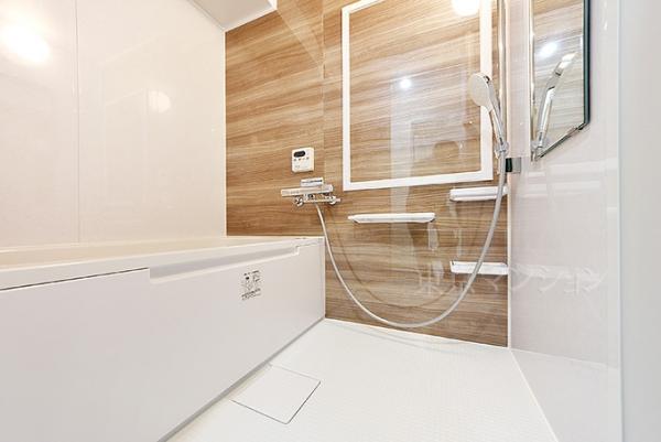 麻布狸穴ナショナルコート 浴室