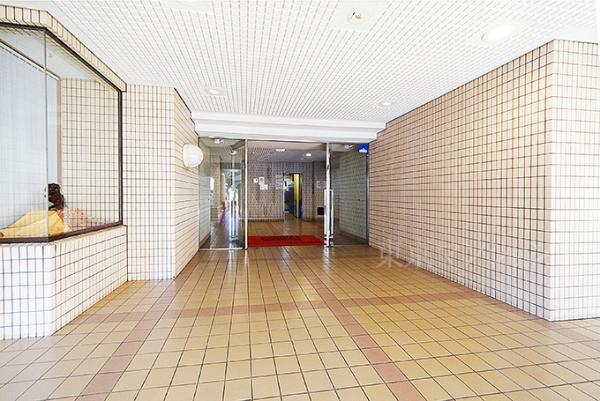 ライオンズプラザ北綾瀬 ロビー