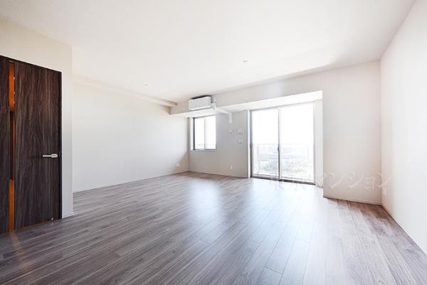 クラッシィタワー新宿御苑 リビング