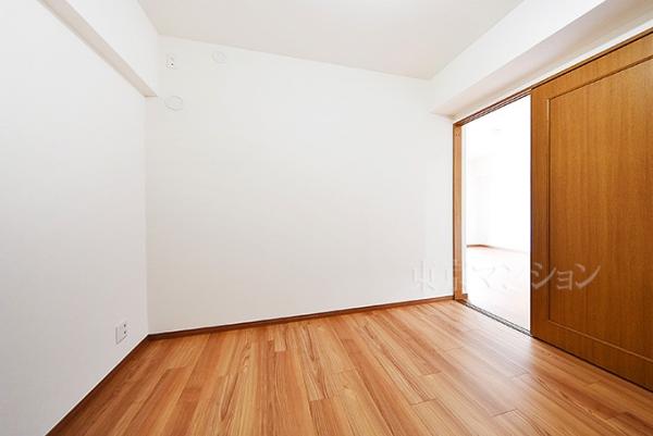 エクレールコート鷺ノ宮 リビング以外の居室