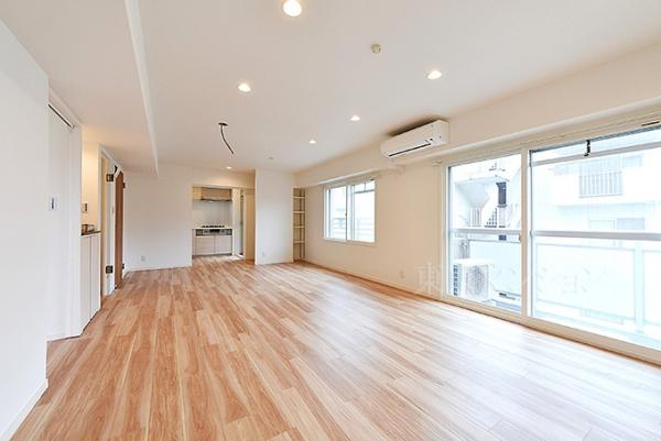 朝日プラザ代々木山手 リビング