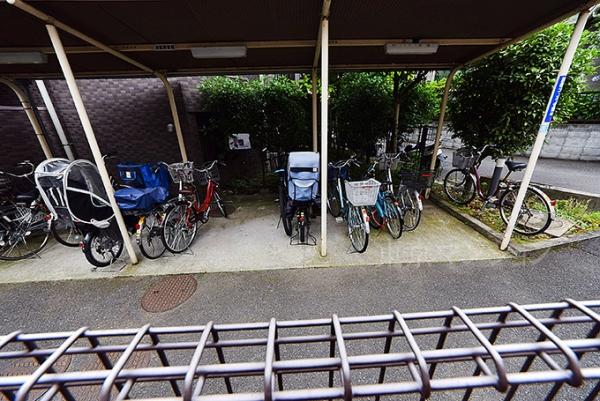 レーベンハイム常盤台南館 駐輪場