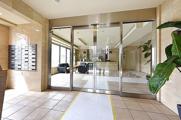 グーディッシュ千歳船橋 エントランス（外）