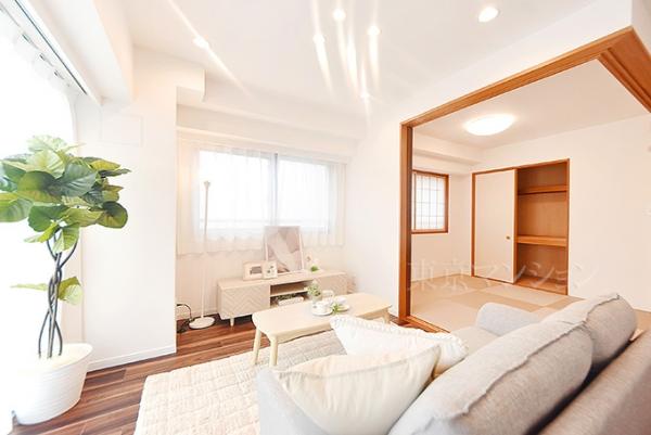 ＴＨＥパームス三鷹ビバーチェ リビング