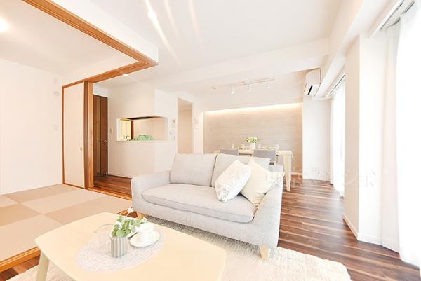 ＴＨＥパームス三鷹ビバーチェ リビング