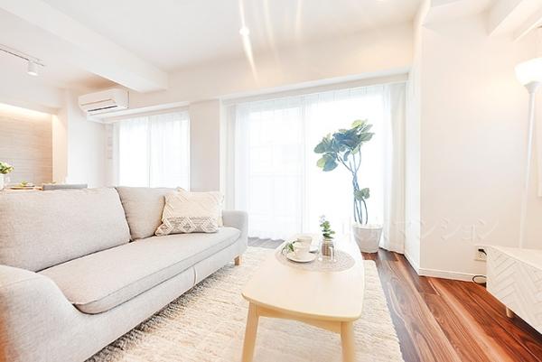 ＴＨＥパームス三鷹ビバーチェ リビング