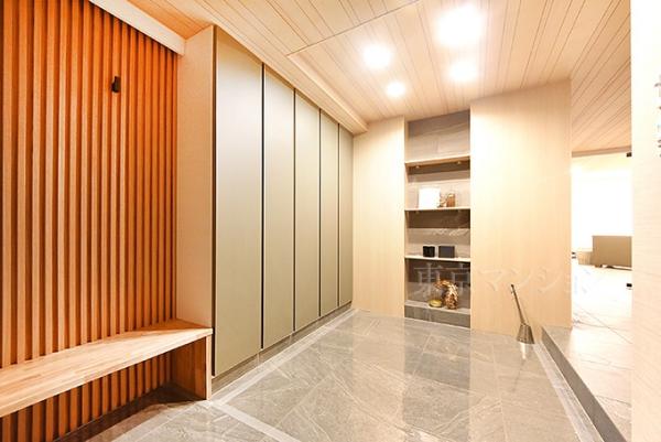 芝白金ヒルズ 玄関