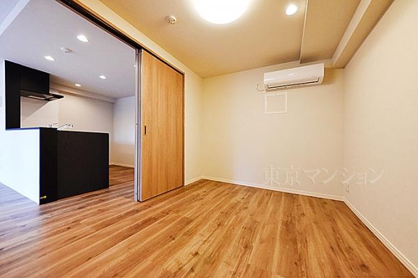 シャトレ市ヶ谷 リビング以外の居室