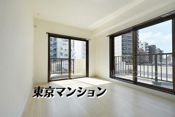 スカイコート市ヶ谷第３ 洋室