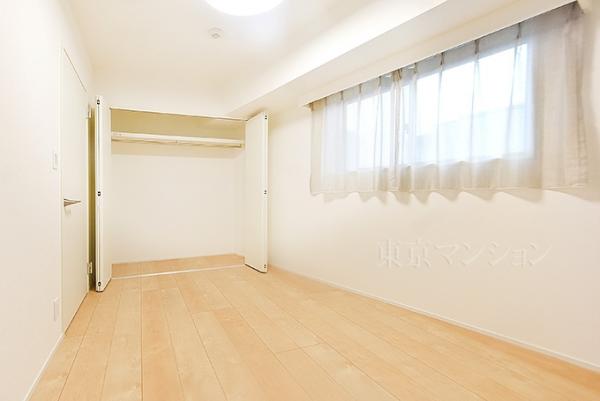 アビテ曙橋 リビング以外の居室