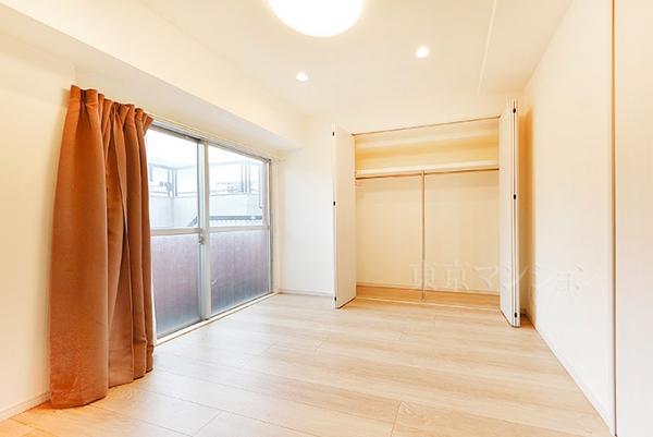 ライオンズマンション六義園 リビング以外の居室