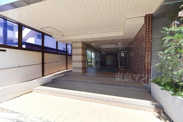 ニュー武蔵野マンション エントランス（外）