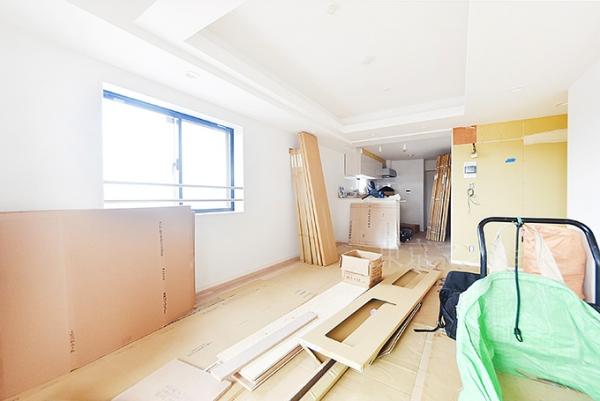 クレッセント中目黒 リビング