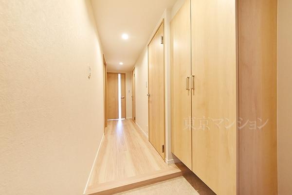 ザ・ウインベル練馬武蔵関 玄関