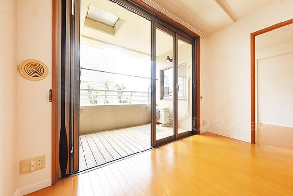 グランシティ練馬春日町 2 リビング