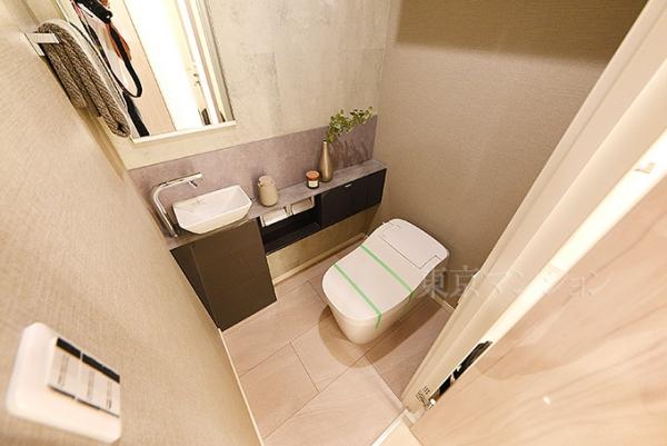 クロスエアタワー トイレ