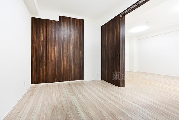 グローリオ武蔵関 リビング以外の居室