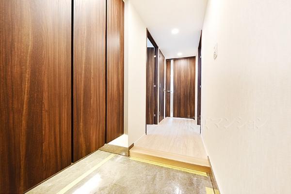 グローリオ武蔵関 玄関