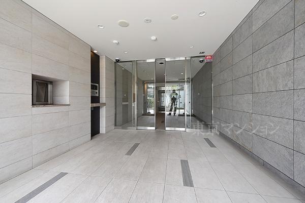 グローリオ武蔵関 エントランス（外）