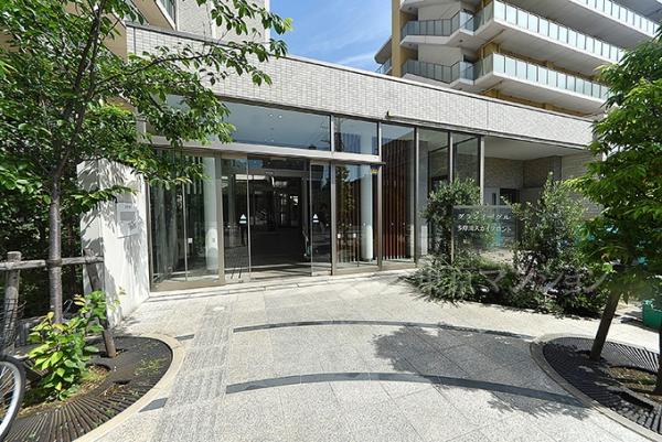 グランイーグル多摩川スカイフロント エントランス（外）