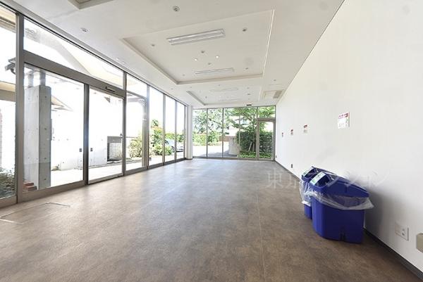 グランイーグル多摩川スカイフロント エントランスホール