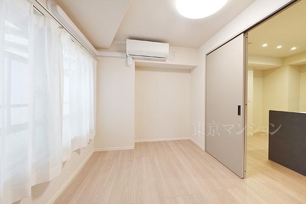 ライオンズマンション浅草三社 リビング以外の居室