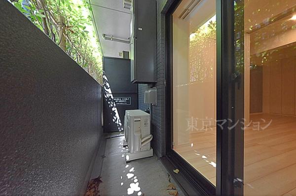 ＡＸＡＳレジデンス外苑 バルコニー