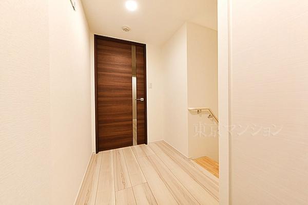 ＡＸＡＳレジデンス外苑 玄関