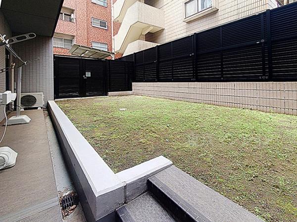 オープンレジデンシア八幡山ステーションサイド 庭