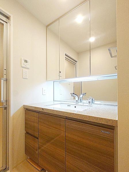 オープンレジデンシア八幡山ステーションサイド 洗面化粧台