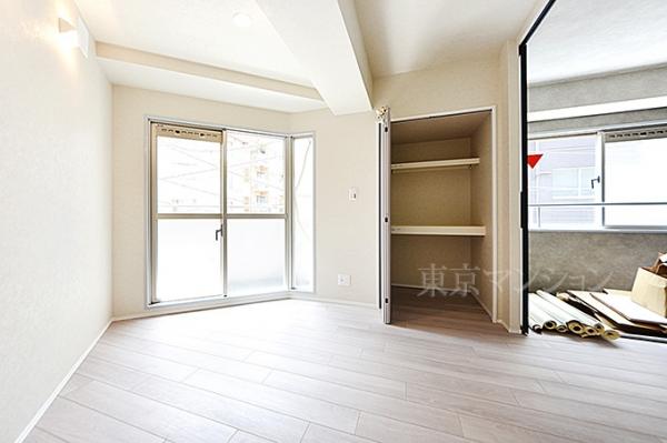 ＳＵＮ麻布十番 リビング以外の居室