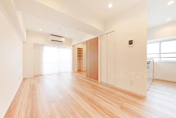 ハイネスロフティー リビング