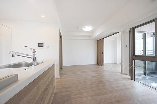 レジデンシャルステートタワー南千住 リビング